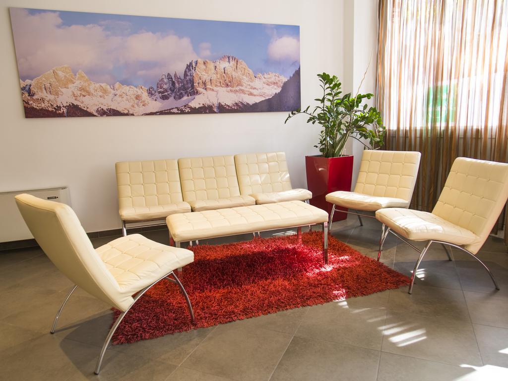 Hotel Regina Bolzano Exterior photo