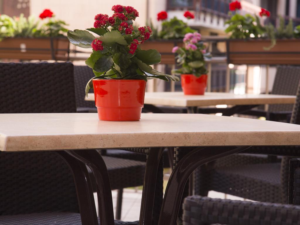 Hotel Regina Bolzano Exterior photo
